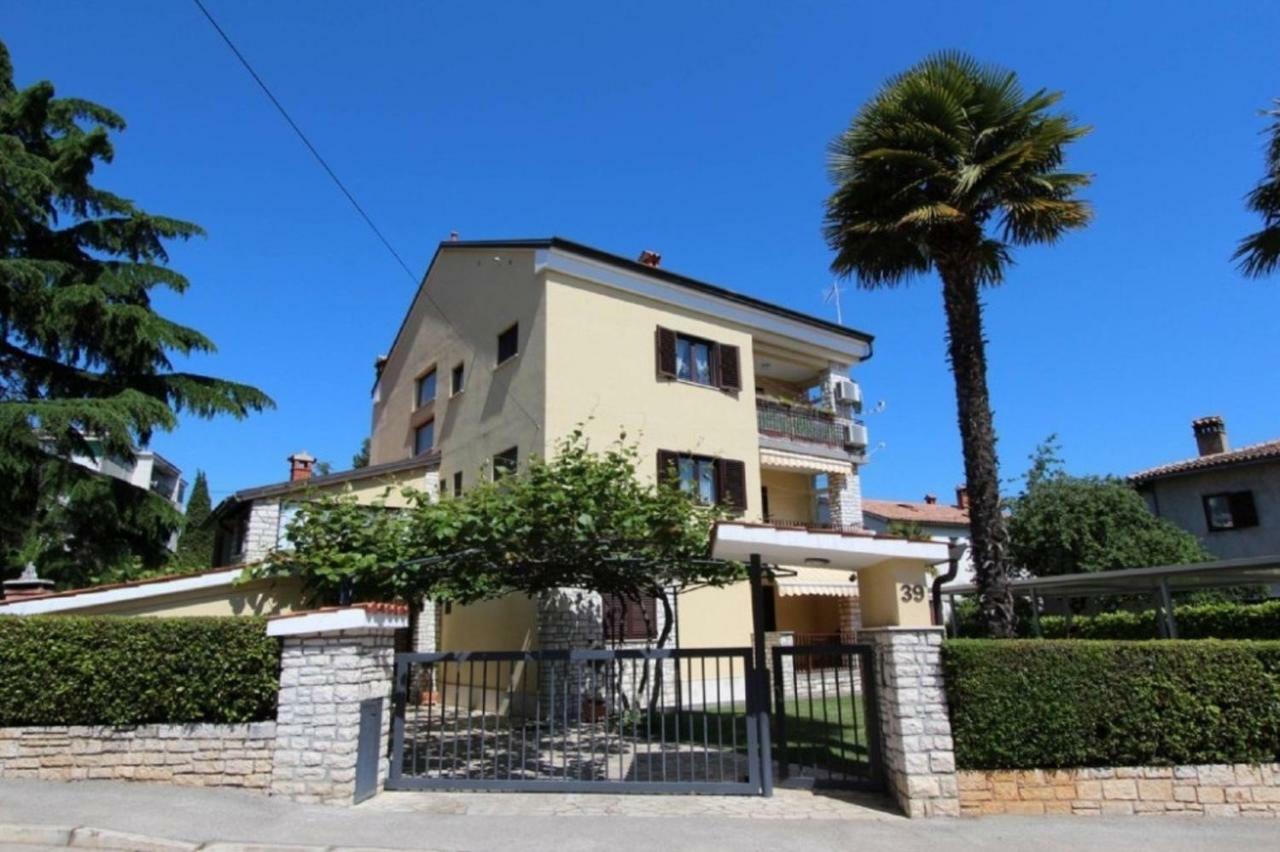 Studio Villa Mattossi 로비니 외부 사진